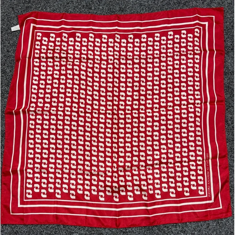 Vintage Wm Chelsea Scarf Womens OS Red Nebraska Lincoln Silk Logo Husker Boho